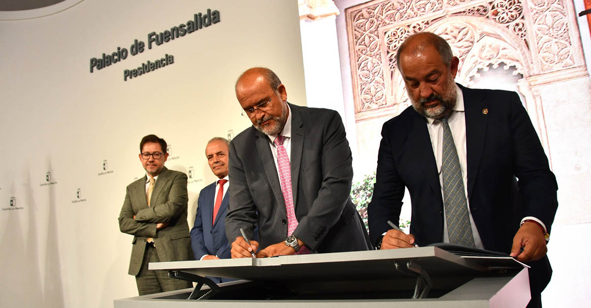 La UCLM y el Gobierno regional renuevan la Cátedra de Gobierno Abierto con más financiación y nuevas iniciativas