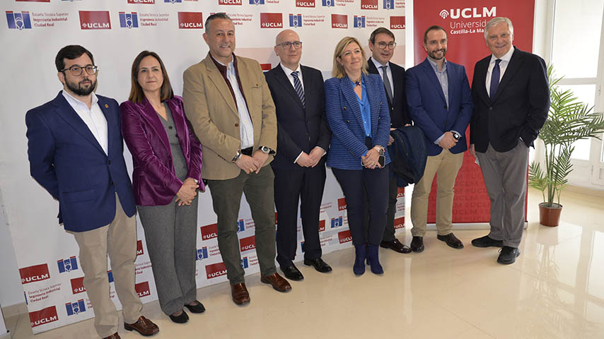 Jornada de empresas de la Escuela Técnica Superior de Ingeniería Industrial de Ciudad Real.